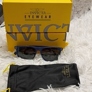 New In Box Invicta Unisex Pro Diver Shield C2 Navy Sunglasses with Black Pouch